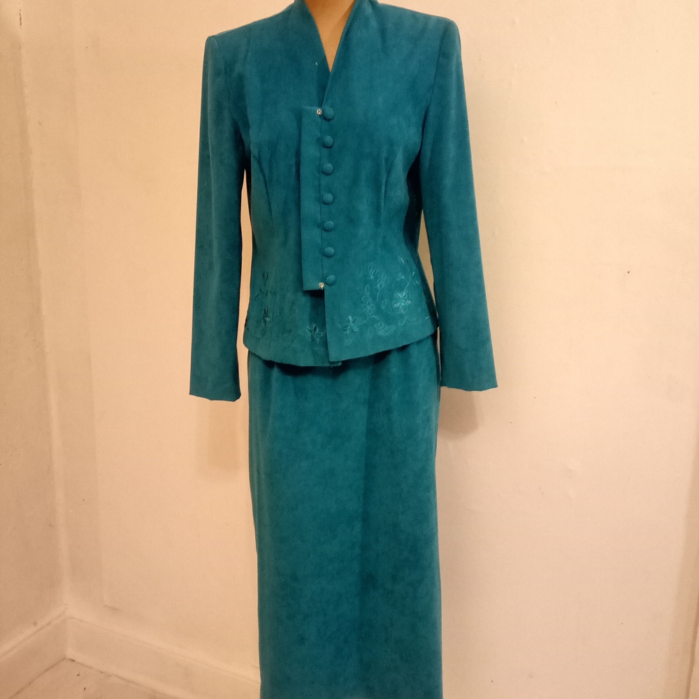 Vintage Chic Teal Skirt Set